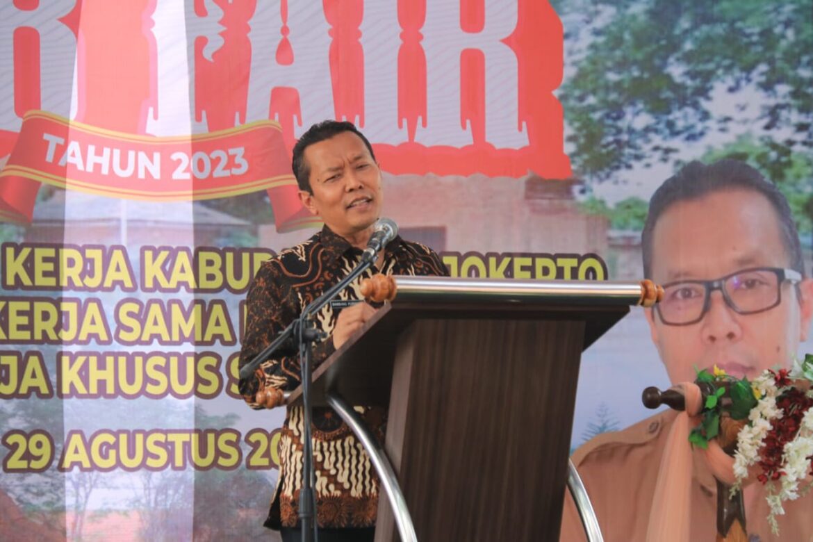 Job Fair Kabupaten Mojokerto 2023 Dibuka Bupati Mojokerto Ikfina Fahmawati Di SMKN 1 Jatirejo