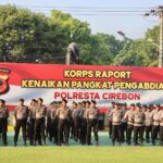 Tiga Personel Polresta Cirebon Mendapat Kenaikan Pangkat Pengabdian