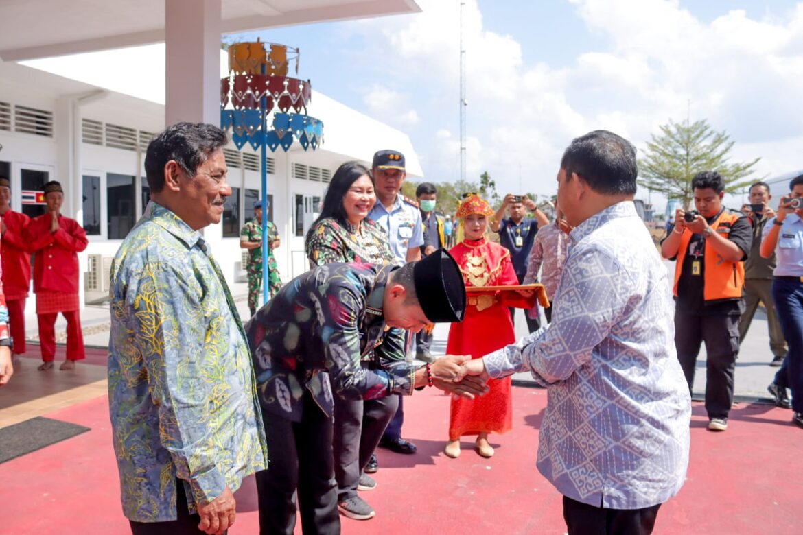 Hadiri Rakor Pengendalian Inflasi, Mendagri Tiba di Belitung