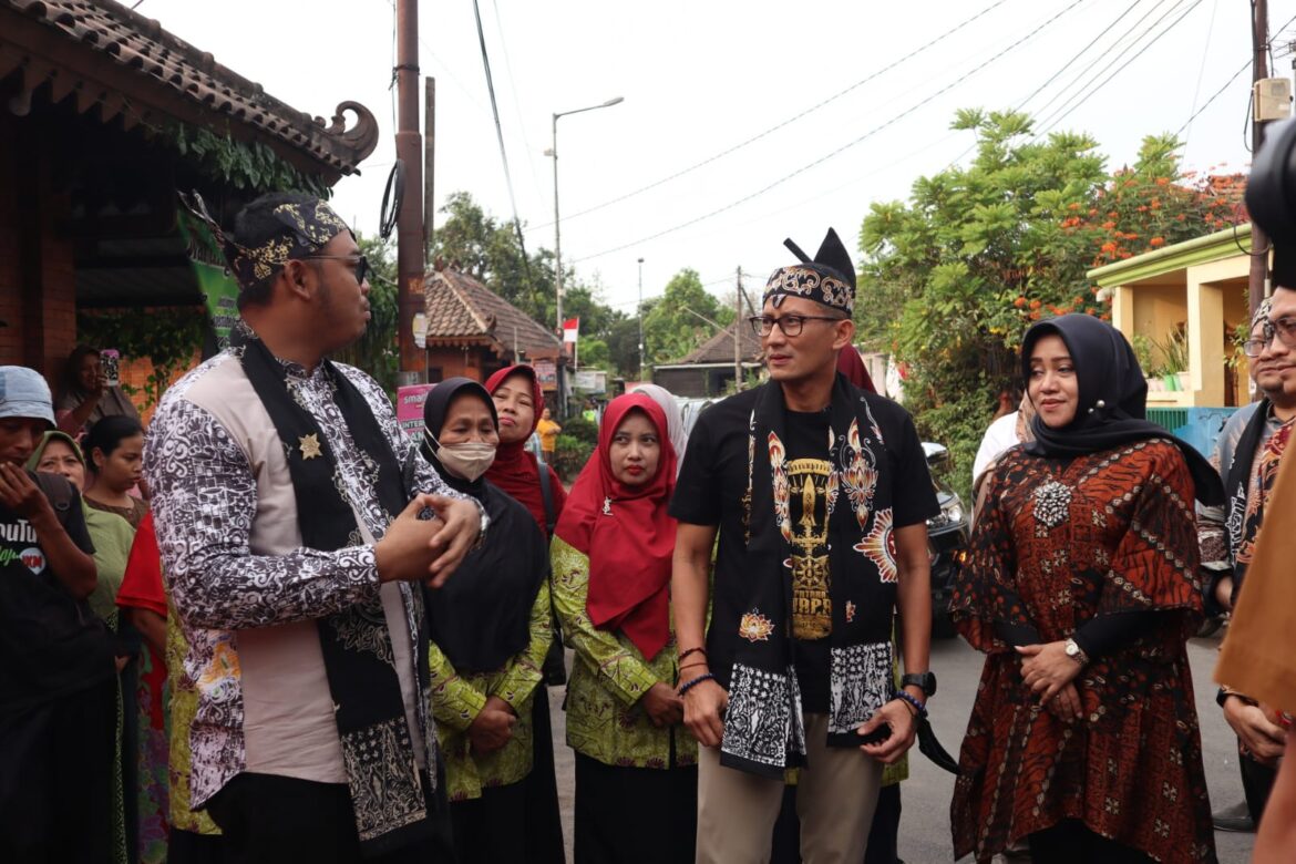 Desa Wisata Kampung Majapahit Mendapat Bantuan DPU- Parekrap Dari Kemenparekraf RI,  Harapan Bupati Ikfina Dapat Mepincu Semangat Warga