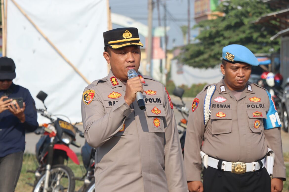 Kapolres Cirebon Kota Pimpin Pelaksanaan Apel Pra Tugas Pengamanan Kampanye Pilwu Serentak