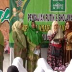 Anggota Muslimat PAC Prajurit Kulon Kota Mojokerto Dapatkan Sosialisasi Tahapan Pemilu Serentak 2024