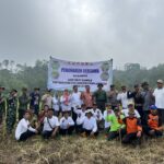 Peringati Hari Menanam Pohon Indonesia, Koramil Pacet Bareng LMDH Subur Makmur Tanam Ratusan  Pohon Produktif