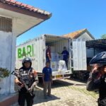 Polres Cirebon Kota Lakukan Pengawalan dan Pengamanan Distribusi Logistik Pemilu dari Gudang KPU ke PPK