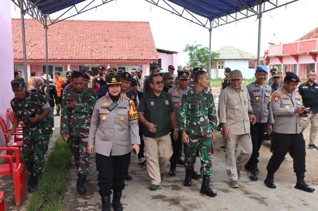 Kapolresta Cirebon Bersama Bupati dan Dandim 0620 Kabupaten Cirebon Monitoring TPS di Lima Kecamatan