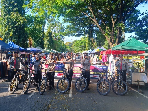 Polresta Cirebon Gelar Patroli Bersepeda di Kawasan CFD dan Taman Kota Sumber
