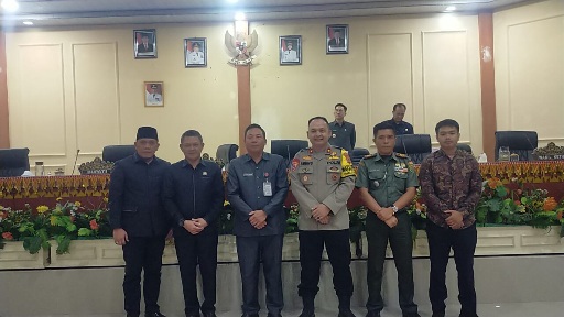 Rapat Paripurna DPRD Kabupaten Tanggamus,Tetapkan 4 Ranperda Menjadi Peraturan Daerah