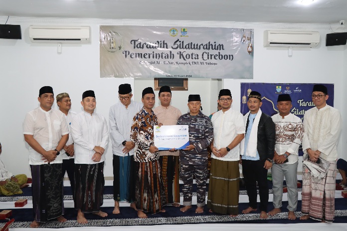 Kapolres Cirebon Kota Hadiri Tarhim Forkopimda Kota Cirebon di Masjid Jami Al-Bahar