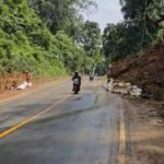 Upaya percepatan penanganan pembukaan akses jalan Sukabumi Bogor yang tertimbun lomgsor total kini sudah bisa di lalui
