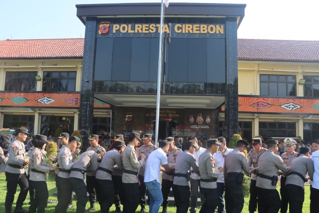 Pererat Silaturahmi Pasca Pelaksanaan Operasi Ketupat, Polresta Cirebon Gelar Halal Bihalal