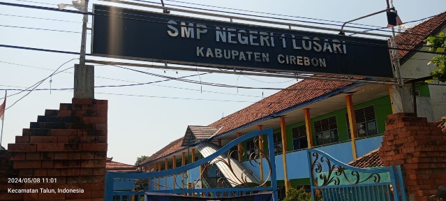 Kepala SMPN 1 Losari-Cirebon R.Dadang Rahmadhy Subagja, M.Pd.I. Klarifikasi Terkait Sempat Mencuatnya Study Tour