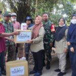 Sasaran Non Fisik TMMD Reguler Ke – 121 Kodim 0815/Mojokerto Warga Desa Bandung Terima Penyuluhan Kesehatan Ternak Sasaran Non Fisik TMMD Reguler Ke – 121 Kodim 0815/Mojokerto Warga Desa Bandung Terima Penyuluhan Kesehatan Ternak