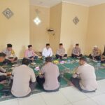 Kapolsek Mauk Polresta Tangerang & Jajarannya Mengikuti Kegiatan Binrohtal di Mushola Al-Ihklas Kapolsek Mauk Polresta Tangerang & Jajarannya Mengikuti Kegiatan Binrohtal di Mushola Al-Ihklas
