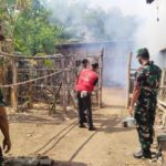Basmi Sarang Nyamuk, Koramil Kutorejo Bareng Puskesmas Fogging Pemukiman Warga