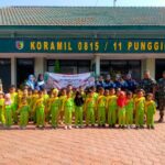Tumbuhkan Rasa Cinta Tanah Air, Siswa TKN Pembina I Kunjungi Markas Koramil 0815/11 Pungging Tumbuhkan Rasa Cinta Tanah Air, Siswa TKN Pembina I Kunjungi Markas Koramil 0815/11 Pungging