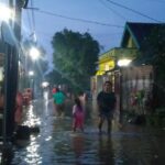 Babinsa Koramil 0815/09 Mojosari Lakukan Pemantauan Pasca Hujan Deras