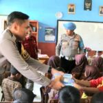 Polresta Cirebon Berikan Makan Bergizi Gratis kepada Siswa Sekolah