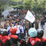 Peringatan May Day, Bupati Mojokerto Lepas Rombongan Buruh Menuju Surabaya