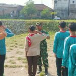 Sambut HUT ke-80 RI, Babinsa Koramil 0815/16 Pacet Latih PBB Santri dan Siswa SMK Thoriqul Ulum Sambut HUT ke-80 RI, Babinsa Koramil 0815/16 Pacet Latih PBB Santri dan Siswa SMK Thoriqul Ulum