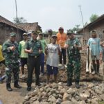 Rumah Warga Direnovasi, Dandim 0815/Mojokerto Tinjau Progres RTLH