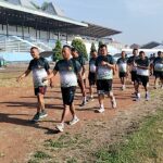 Jaga Kebugaran dan Kesiapsiagaan, Babinsa Kodim 0815/Mojokerto Gelar Aerobik di Stadion Gajah Mada Jaga Kebugaran dan Kesiapsiagaan, Babinsa Kodim 0815/Mojokerto Gelar Aerobik di Stadion Gajah Mada