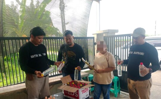 Polresta Cirebon Sita 271 Botol Miras Hasil Razia Pekat