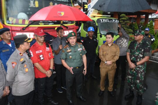 Apel Siaga Bencana Hidrometeorologi di Mojokerto, TNI-Polri dan Pemkab Mantapkan Langkah Mitigasi