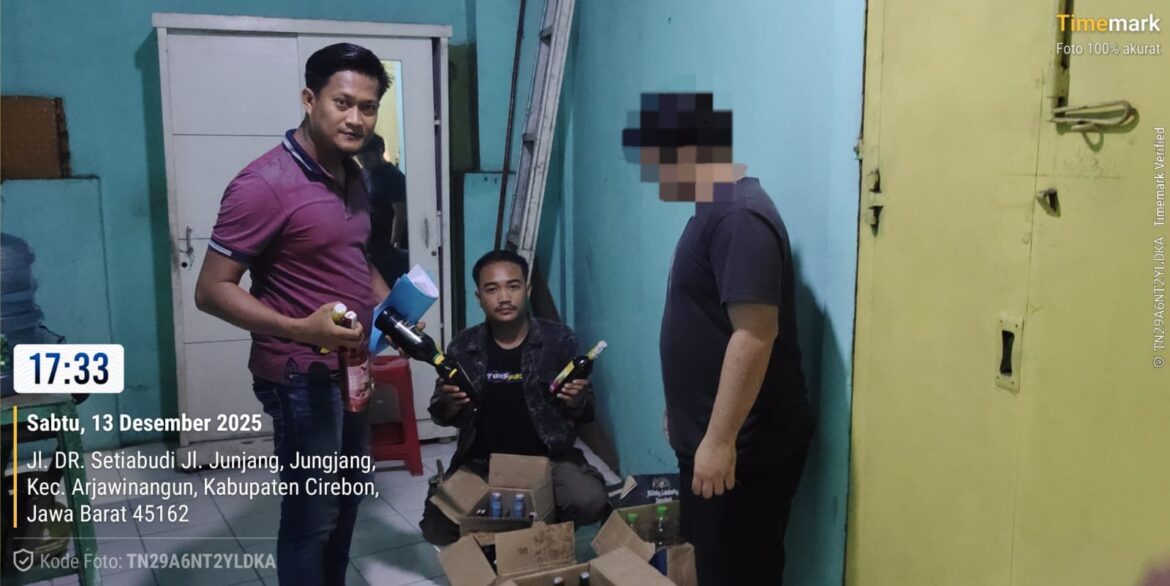 Polresta Cirebon Sita 96 Botol Miras Hasil Razia Pekat
