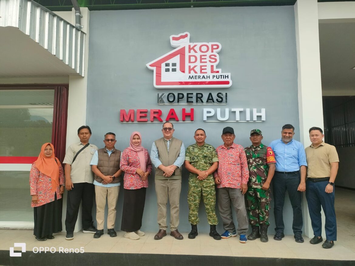 Dandim 0815/Mojokerto Dampingi Dirut PT. Agrinas Tinjau KDKMP Purwojati dan Mitra Padi di Ngoro