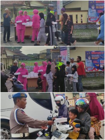 Polsek Kronjo Bagikan 40 Paket Takjil Gratis kepada Pengguna Jalan