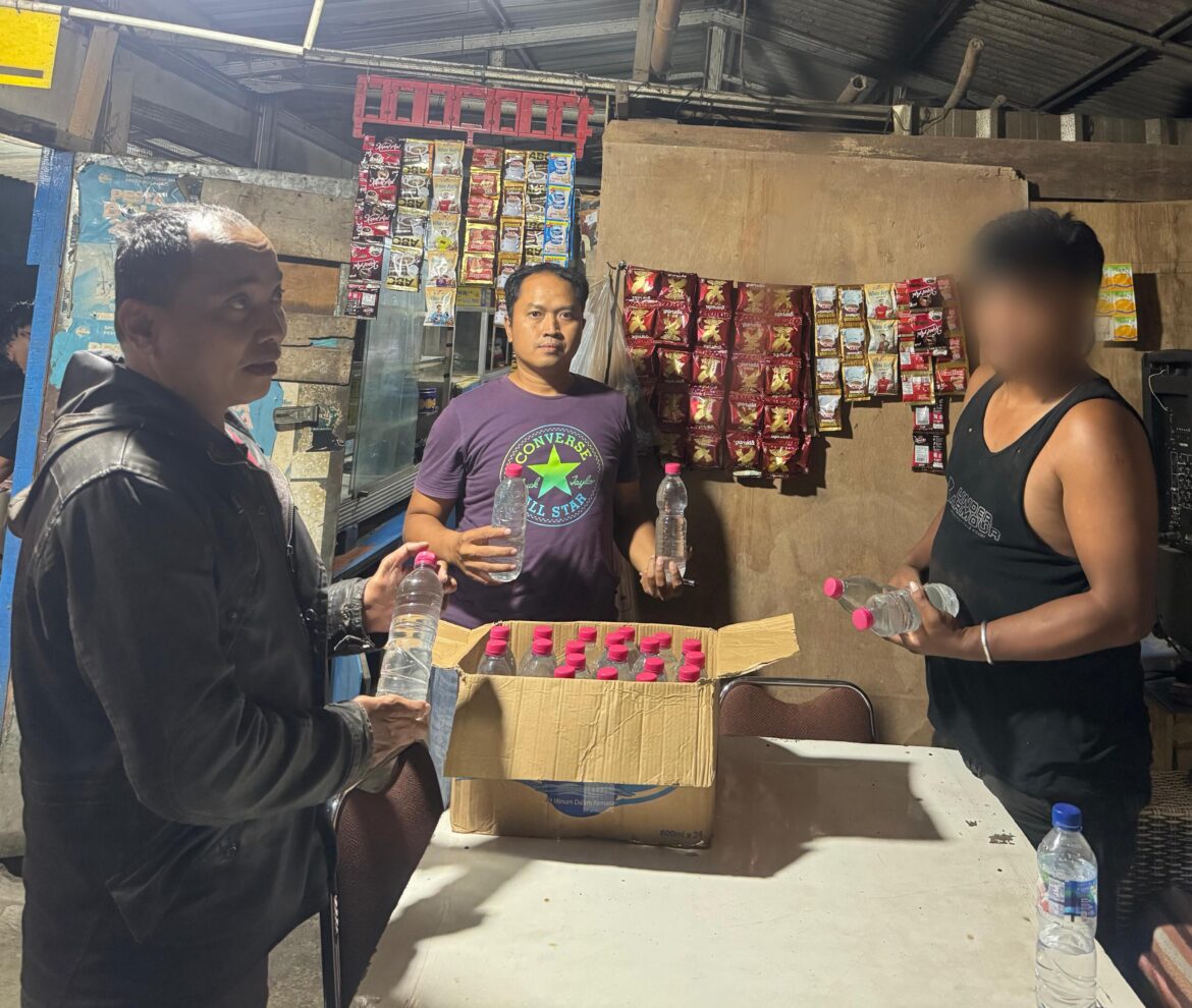 Polresta Cirebon Sita 65 Botol Miras Hasil Razia Pekat