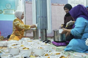 Rantangan Ning Ita,  Silaturahmi Wali Kota Mojokerto ke Rumah Warga untuk Buka Puasa Bersama