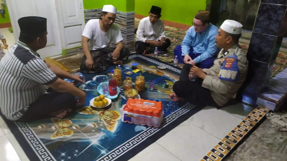 Kapolsek Kresek AKP Sitta Mardongan Sagala, SH kunjungi Tokoh Agama Kecamatan Kresek