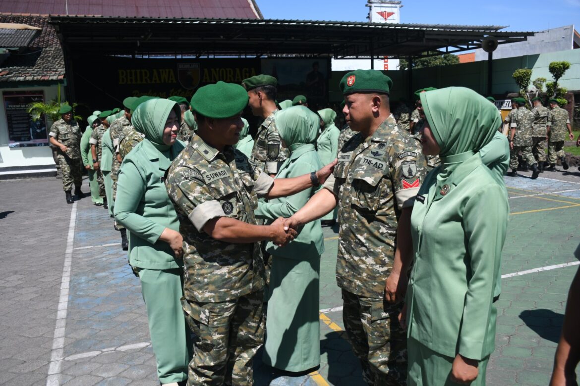 26 Prajurit Kodim 0815/Mojokerto Naik Pangkat, Dandim Tekankan Tanggung Jawab dan Keteladanan