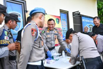 Tegakkan Disiplin, Polresta Cirebon Bersama Bidpropam Polda Jabar Gelar Gaktibplin dan Tes Urine Mendadak
