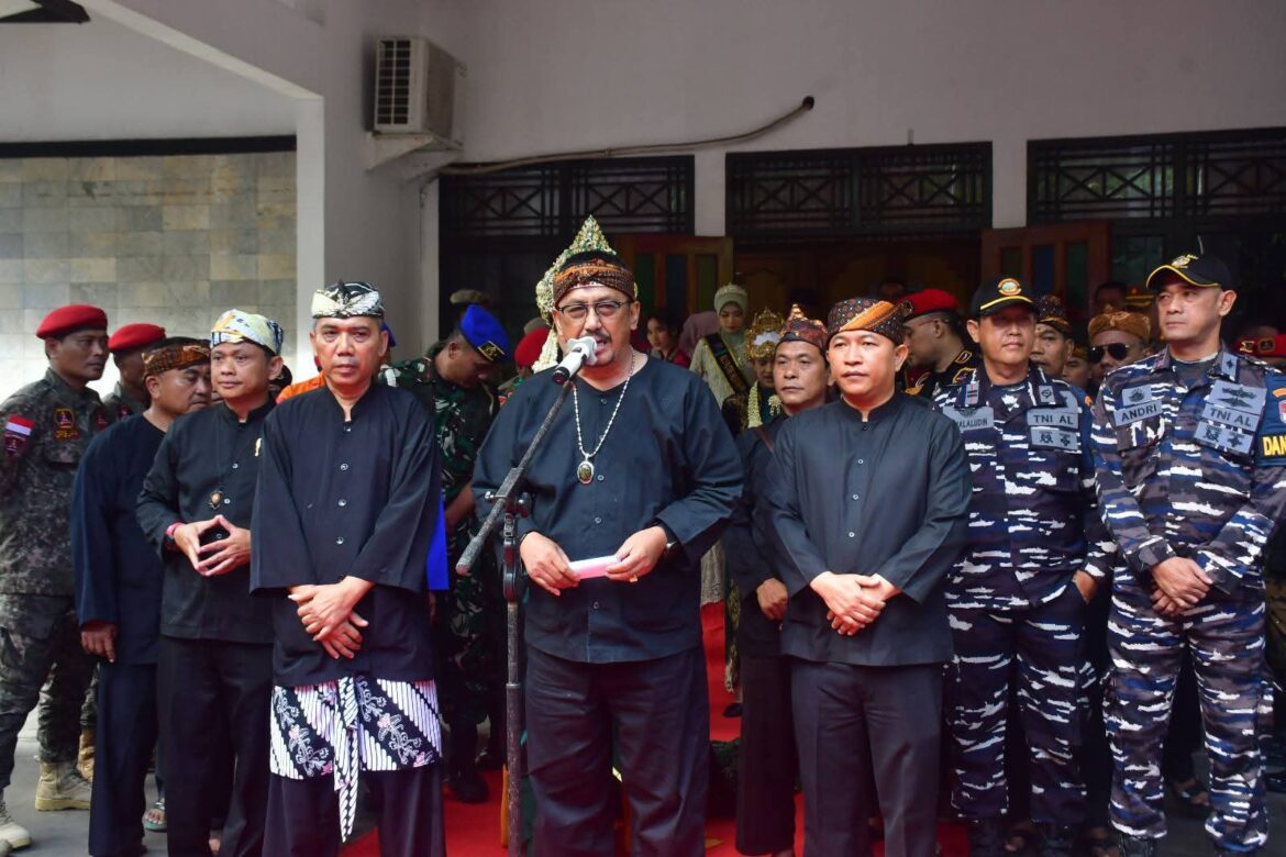 Peringatan Hari Nelayan Pelabuhan Ratu Yg  Dihadiri Bupati Sukabumi H. Asjap. Berlangsung Meriah