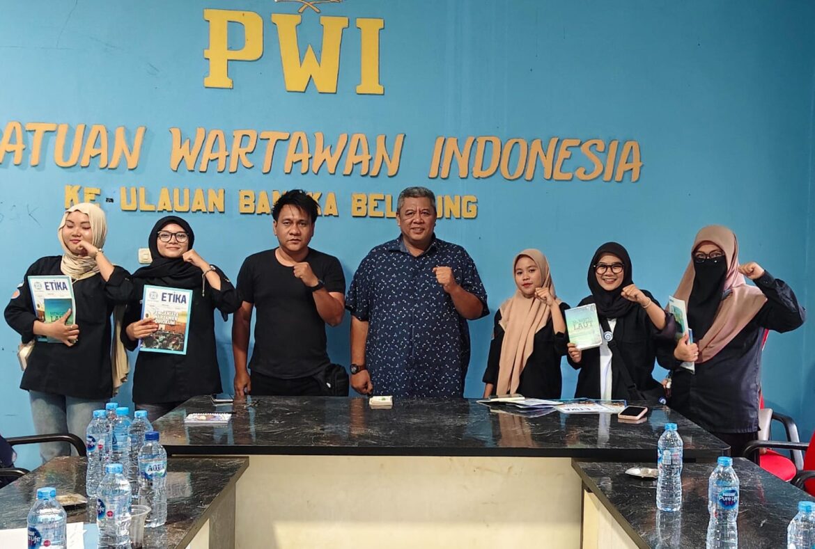 Mahasiswa UBB Kunjungi PWI Babel, Belajar Dinamika Organisasi dan Peran Pers di Era Digital