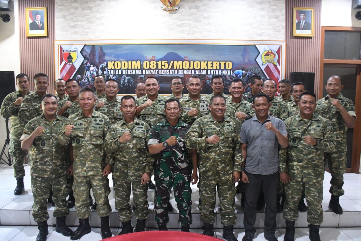 Dandim 0815/Mojokerto Pimpin Lepas Sambut Perwira, Tekankan Loyalitas dan Pengabdian Terbaik