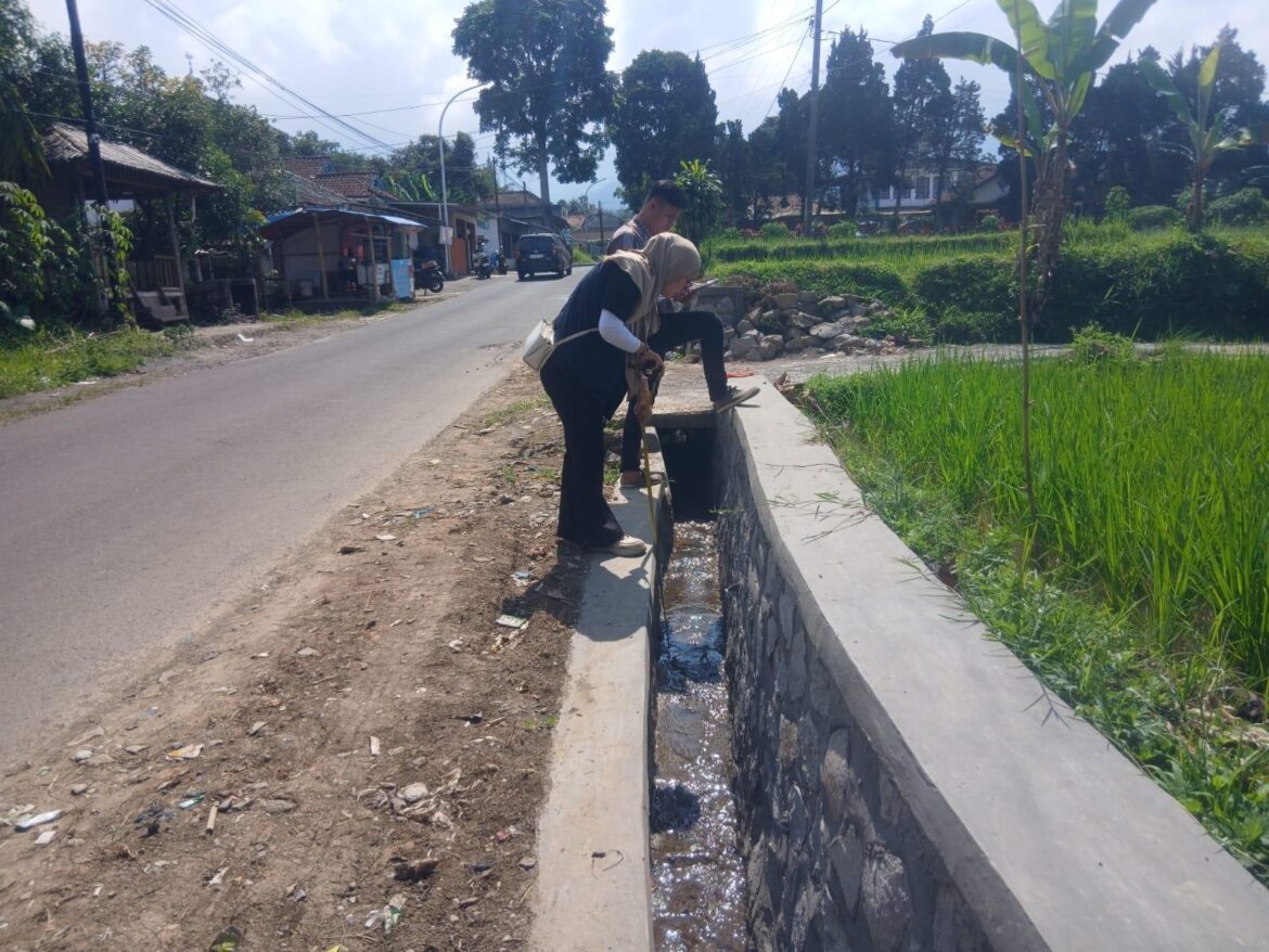 Pembuatan Drainase Cisaat – Situgunung, Dinas PU Sukabumi Tingkatkan Kualitas Infrastruktur Jalan