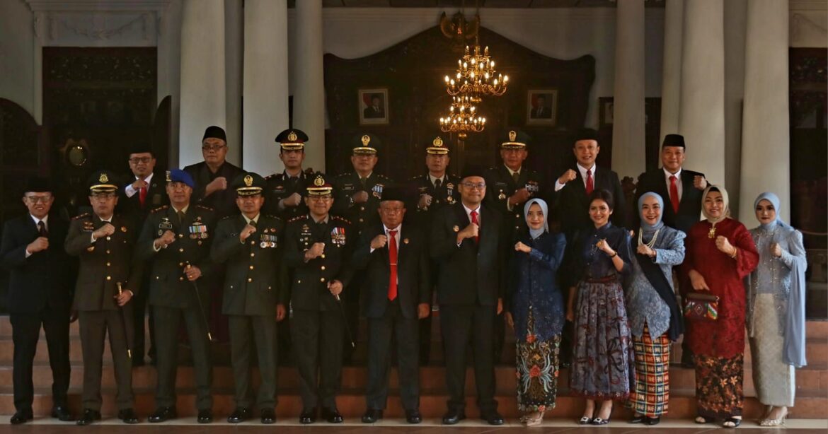 Peringatan Hari Bhayangkara ke-80, Wakil Bupati Mojokerto Turut Gaungkan Semangat Jogo Jatim