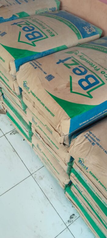 Diduga Minim Pengawasan, Proyek Revitalisasi SDN Pangrango Kota Cirebon Jadi Sorotan, Kualitas Material dan Keselamatan Kerja Dipertanyakan