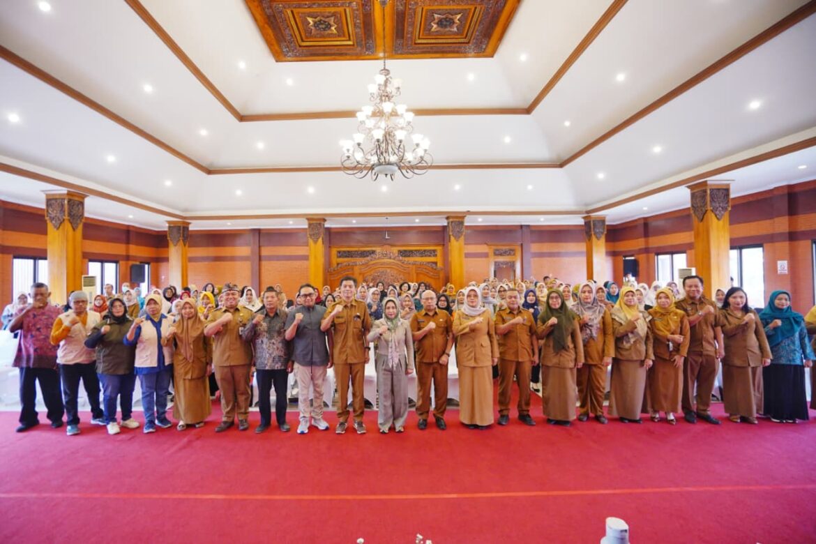 Ning Ita Ajak Warga Kota Mojokerto Konsisten Bergerak untuk Hidup Sehat