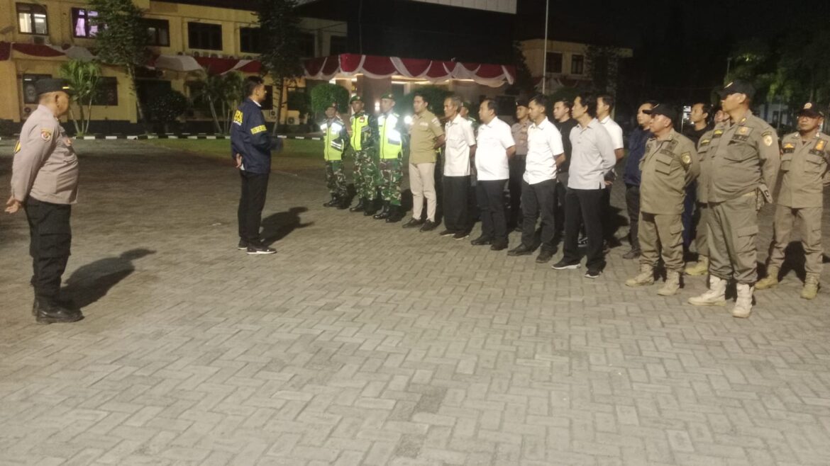 TNI-Polri dan Satpol PP Gelar Patroli Gabungan, Antisipasi Gangguan Kamtibmas di Mojokerto