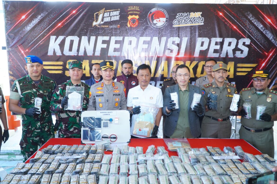 Polres Cirebon Kota Ungkap 23 Kasus Narkoba dan Musnahkan Ribuan Barang Bukti Hasil Operasi Pekat