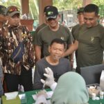 Kodim 0815/Mojokerto bersama Korem 082/CPYJ Gelar Baksos Kesehatan, Warga Mojokerto Raya Antusias Dapatkan Layanan Gratis Kodim 0815/Mojokerto bersama Korem 082/CPYJ Gelar Baksos Kesehatan, Warga Mojokerto Raya Antusias Dapatkan Layanan Gratis