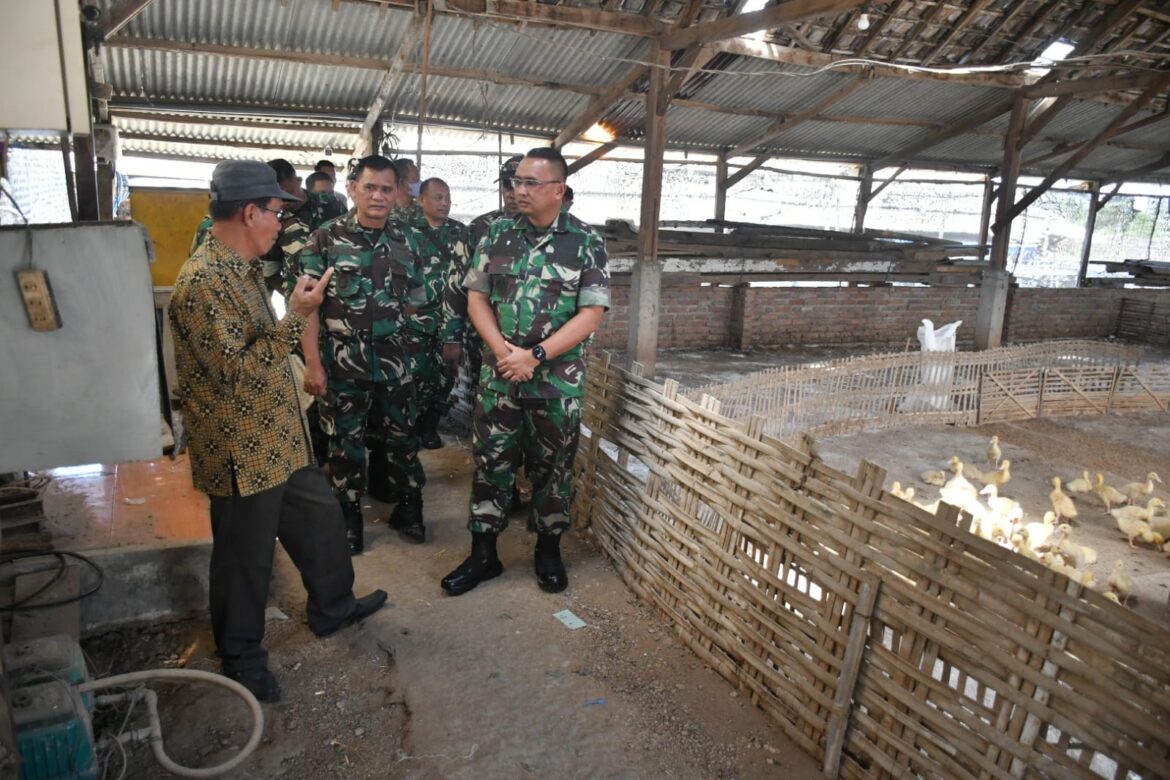 Dandim 0815/Mojokerto Tinjau Kompi Produksi di Wonoploso, Dorong Optimalisasi Potensi Pertanian Terpadu