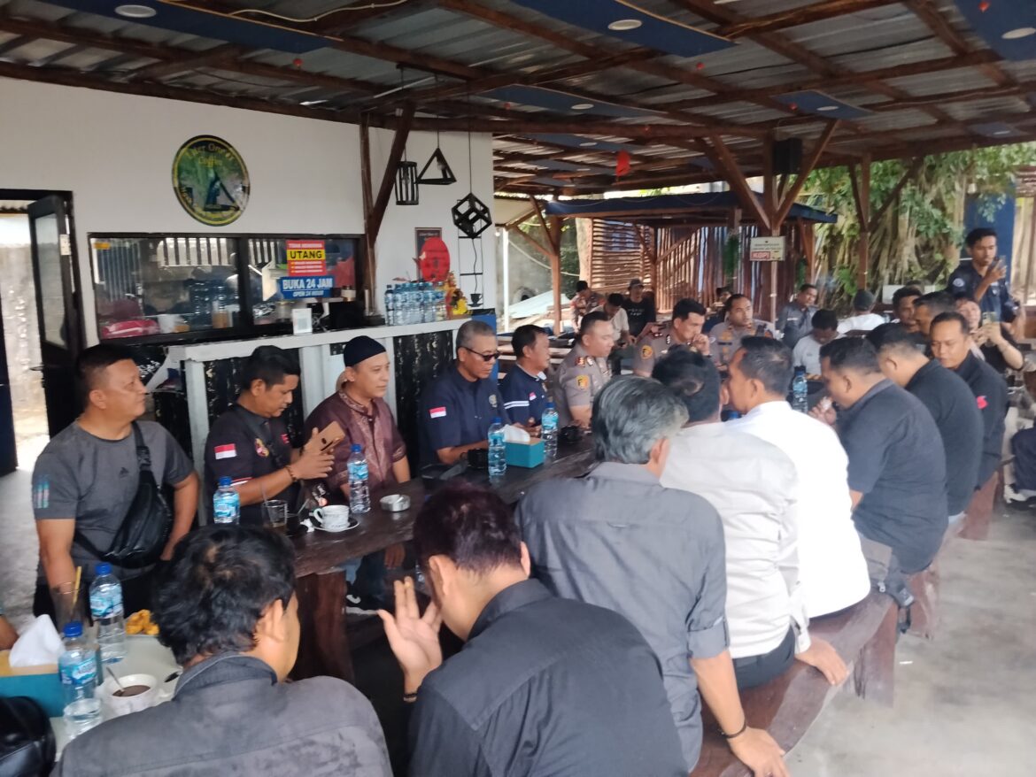 Bangun Komunikasi Terbuka, Kapolres Belitung Rangkul Wartawan Lewat Coffee Morning